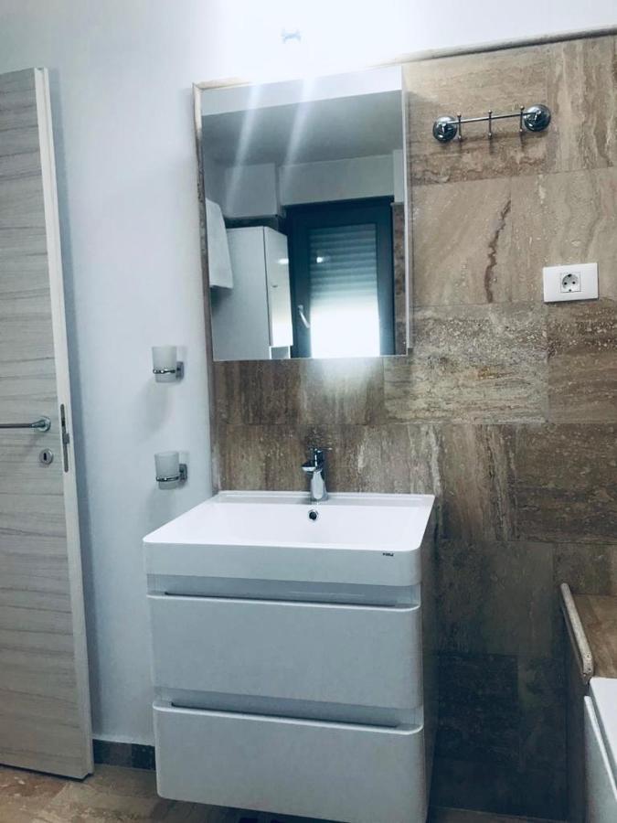Wave 2 Mamaia Prima Linie Vedere La Mare 120Mp Нэводари Экстерьер фото
